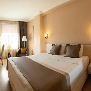 Otel Classes Airport ***