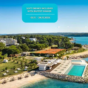 https://hotel-maestral.in-istria.net